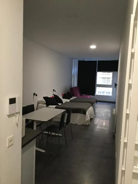 Room And Kitchen Bilbao 0*,