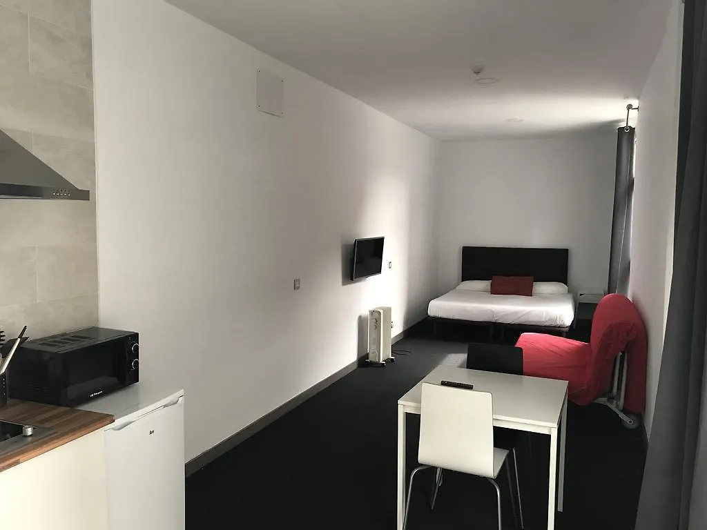 Room And Kitchen Bilbao Spanje